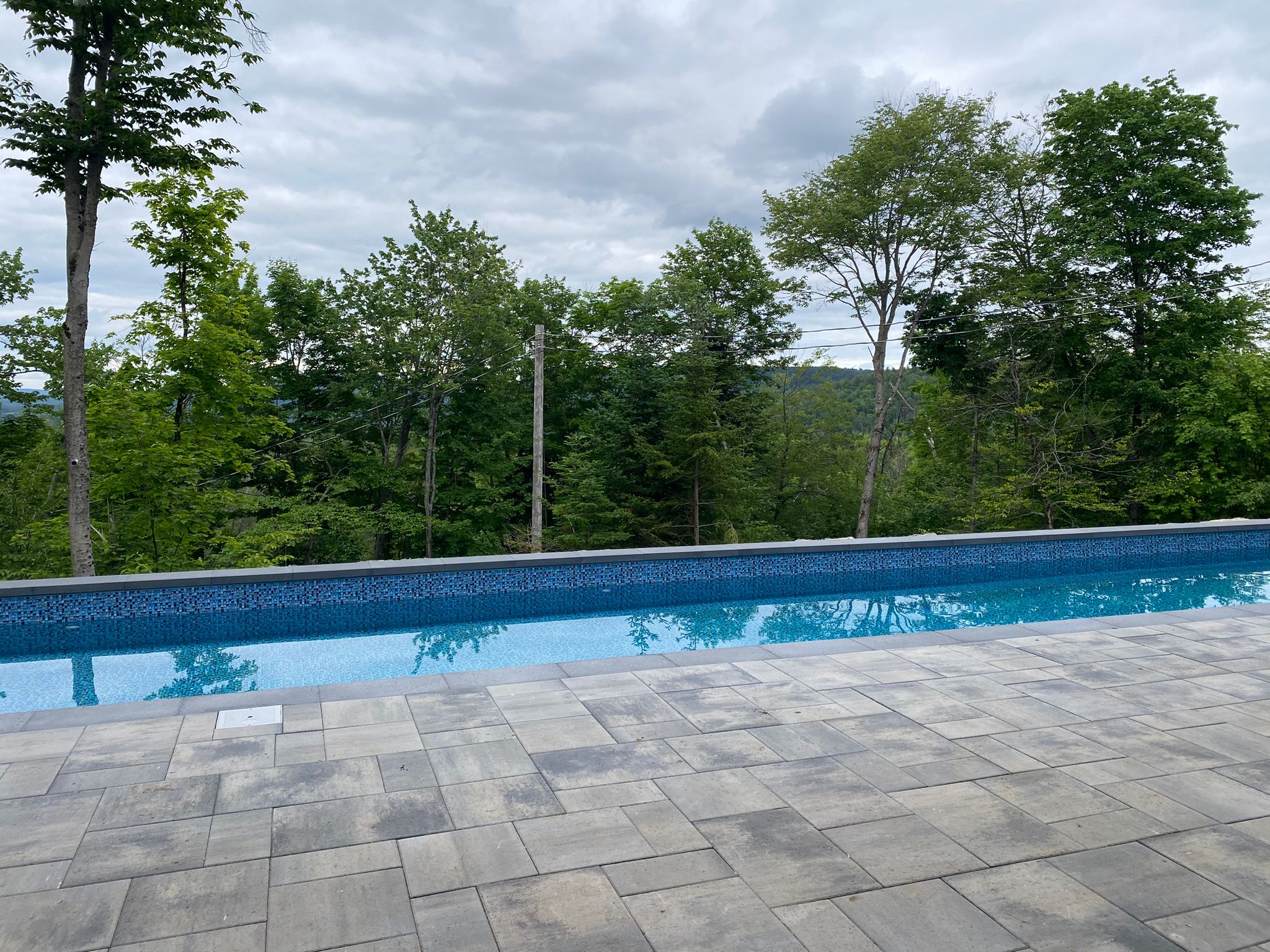 le180_piscine Piscine le180 Chalet avec vue sur la montagne